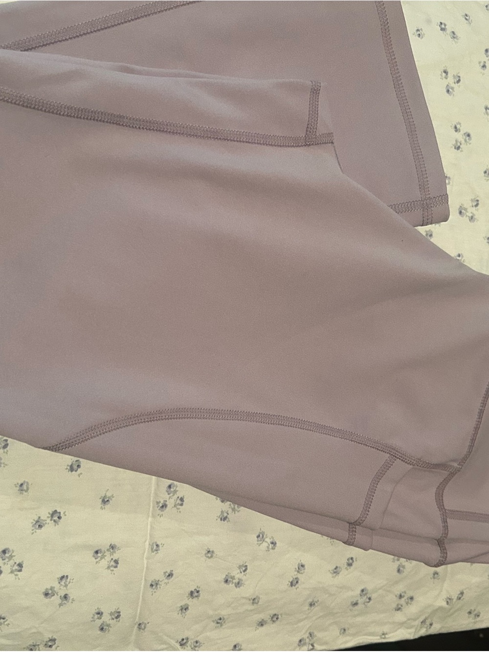 Mauve Seam-Detail Active Shorts